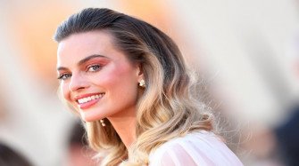 Margot Robbie  Cool Cute Wallpapers1